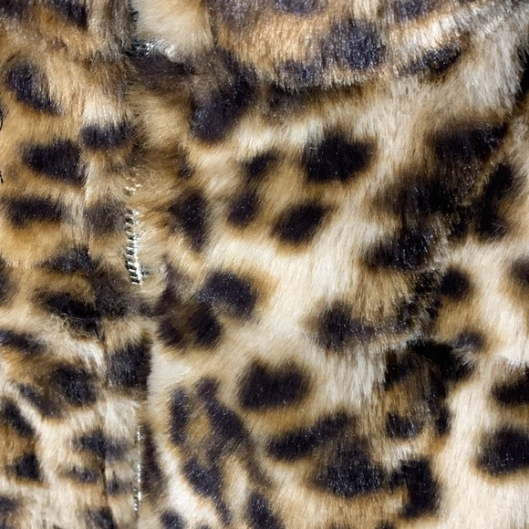 Leopard Print Coat - Picture 3 of 4
